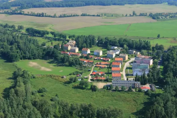 Przypominamy: tekstylia to osobna frakcja – sprawdź, gdzie je oddać w naszej gminie