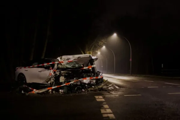 15-latek bez prawa jazdy spowodował kolizję z Porsche w Szablakach