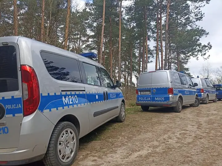 Nietypowy ubiór zwrócił uwagę policji. 35-latek z powiatu kolneńskiego odnaleziony