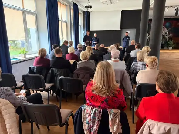 Policja z Kolna spotkała się z dyrektorami szkół. Tematem bezpieczeństwo uczniów