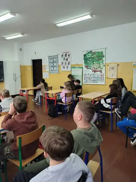 Jacek Łapiński spotkał się z młodzieżą z Leman i Łasy. Hasło: „Pasja to jest to!”