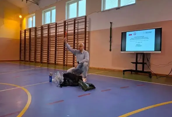 Uczniowie klas 4–8 zdobywali wiedzę z ochrony ludności i obrony cywilnej